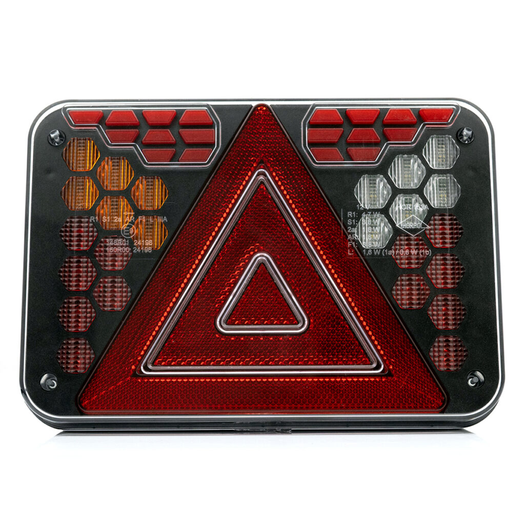Tylna lampa zespolona HORUS LZD 3223 (lewa) 6-funkcyjna (bez podświetlenia tablicy)