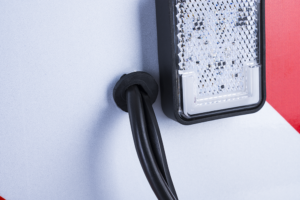 ZPR 3020 (8.2.2) 12/24V LED-Beleuchtungsset mit Warntafel, Superseal-Steckdose und -Stecker